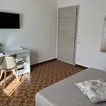 Andrea Accomodation 트로페아