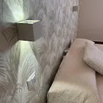 Andrea Accomodation 아파트
