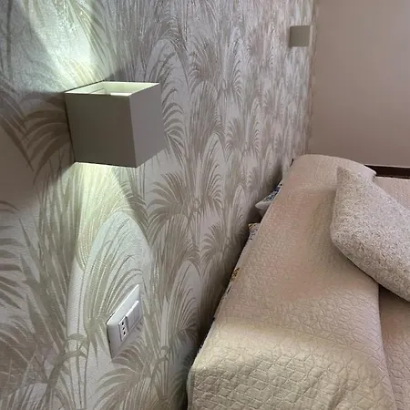 Andrea Accomodation شقة