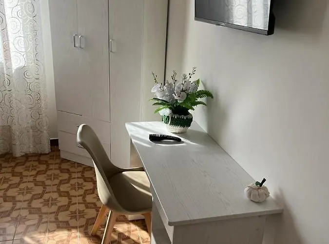 Andrea Accomodation Тропея