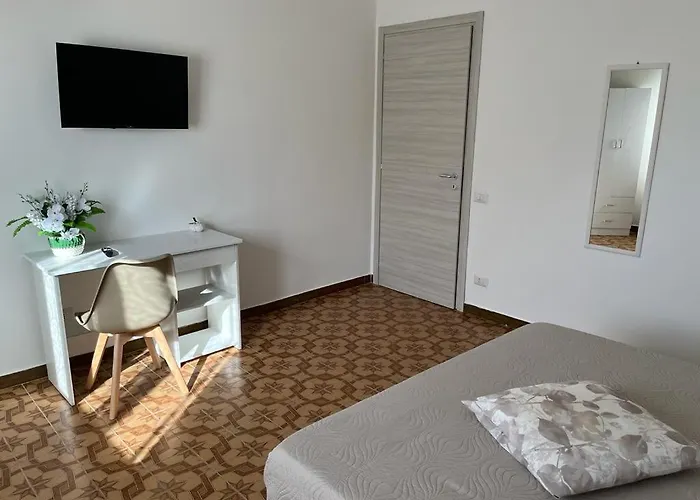 Andrea Accomodation טרופאה