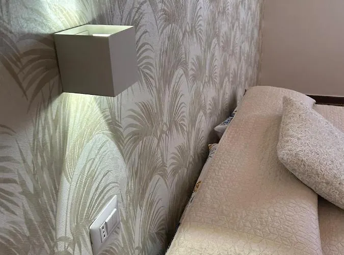 Andrea Accomodation דירה